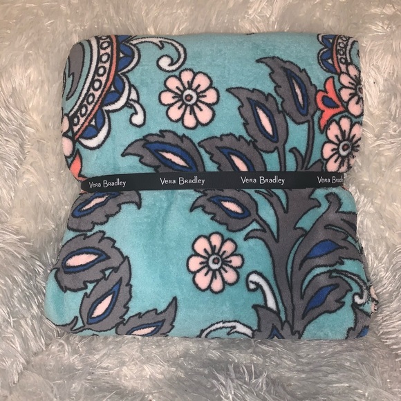 Vera Bradley Bedding Vera Bradley Throw Blanket Fan Flowers Poshmark